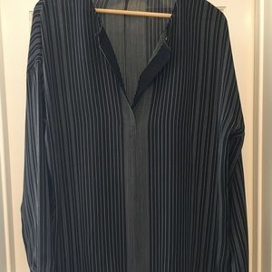 Vince back & white silk blouse size 12